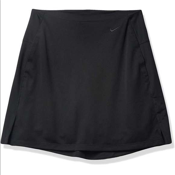 Nike Dri-Fit Golf Tennis Victory Skort in Black